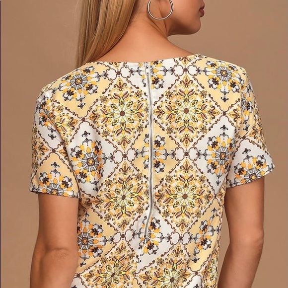 Dandy lion yellow print shift dress - Picture 3 of 8